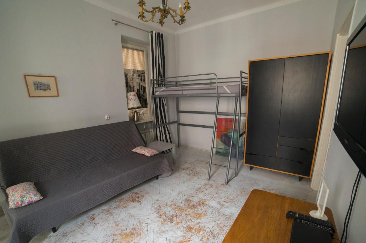 Koro De Varsovio - Apartament Chmielna 6 エクステリア 写真