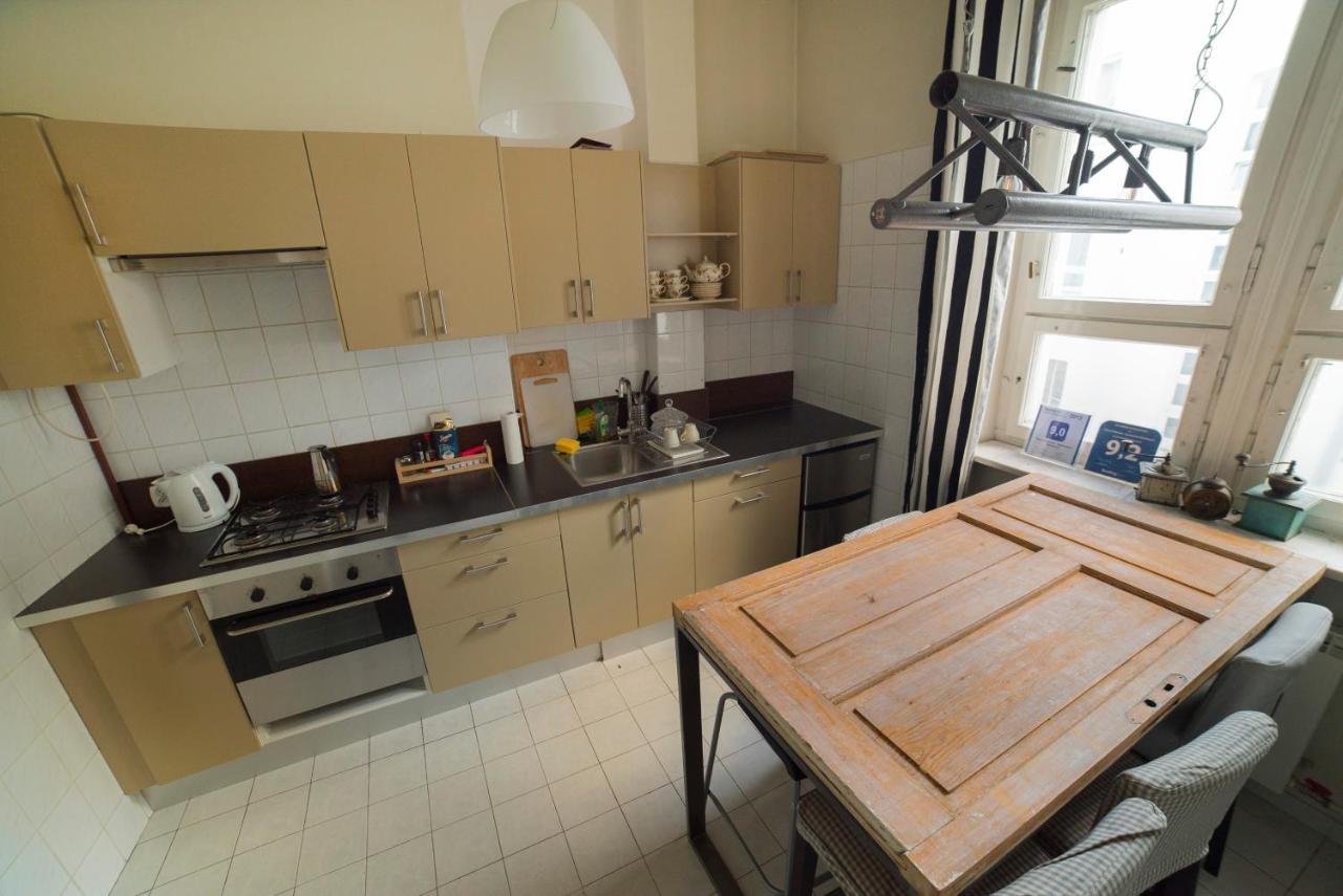 Koro De Varsovio - Apartament Chmielna 6 エクステリア 写真